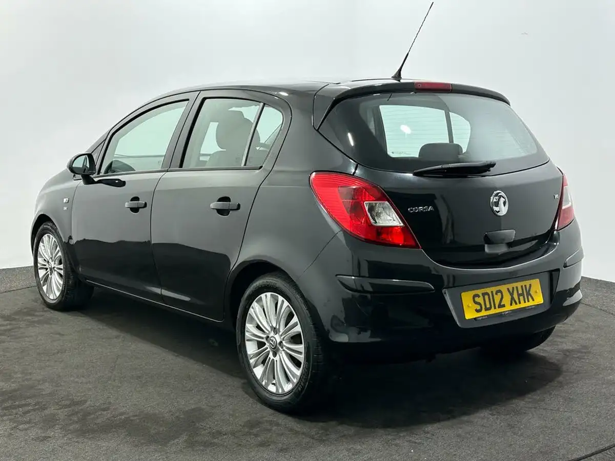 2012-vauxhall-corsa-14-se-5d-big-44