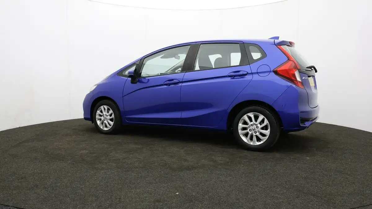 2020-honda-jazz-13-i-vtec-se-cvt-big-72