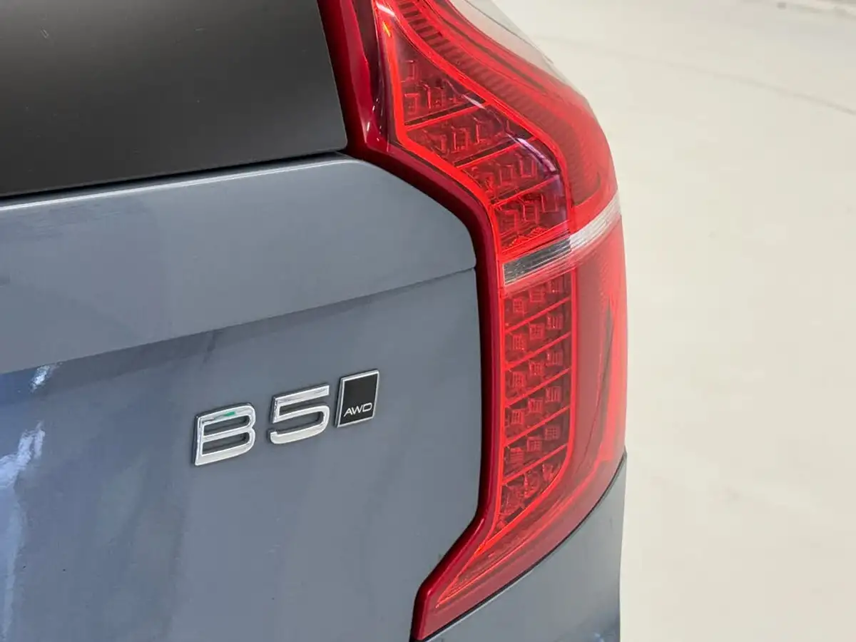 2023-volvo-xc90-20-b5-plus-big-43