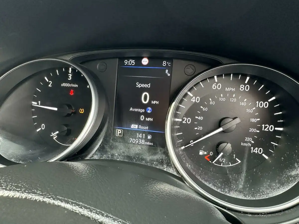 2019-nissan-qashqai-15dci-tekna-19in-alloysglass-roof-pack-dct-big-23