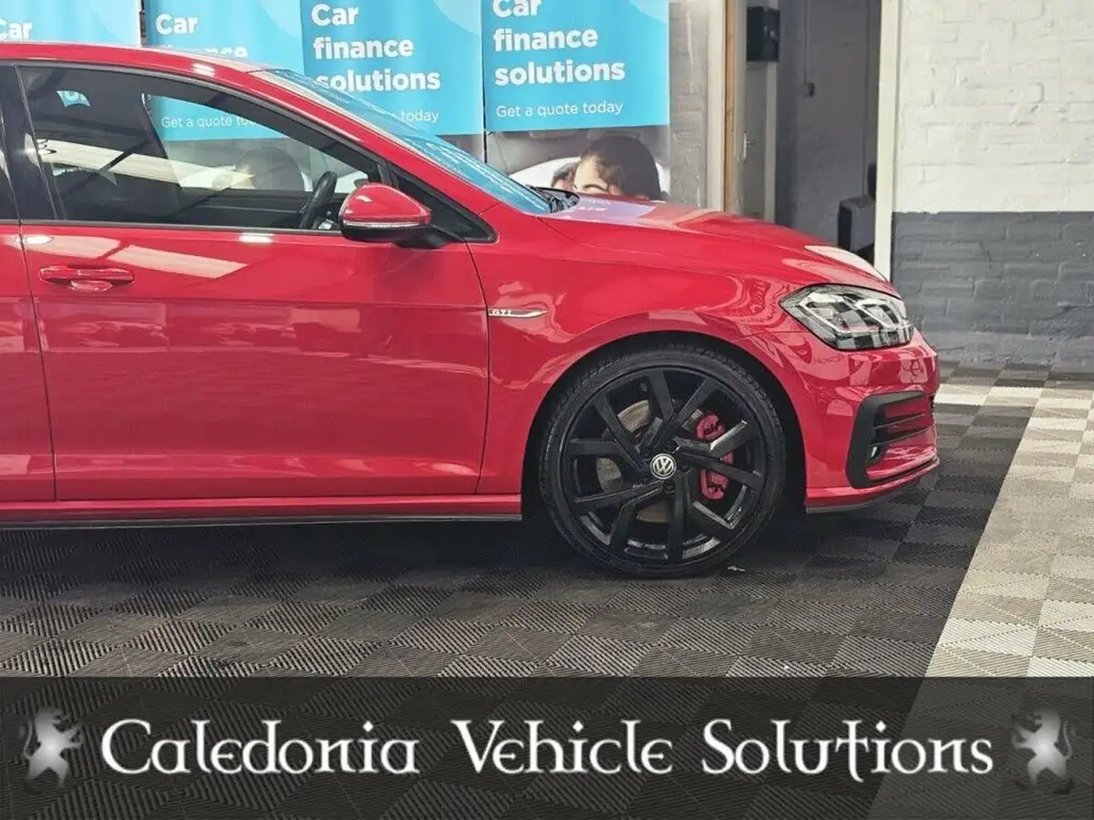 2018-volkswagen-golf-20-tsi-gti-performance-ss-5d-big-36