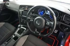 2014-volkswagen-golf-20-tsi-r-5d-small-15