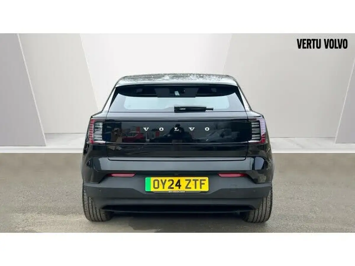 2024-volvo-ex30-e-single-motor-plus-extended-range-big-12