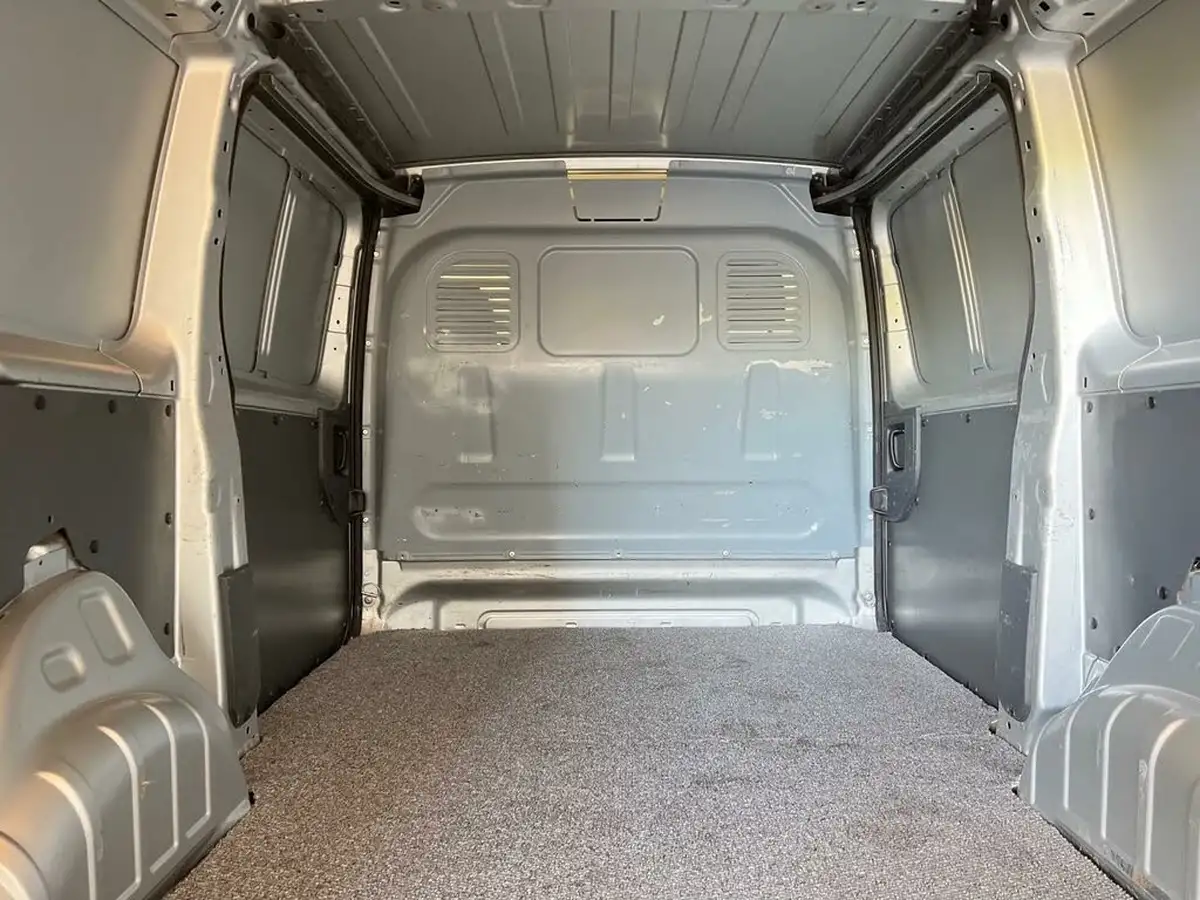 2016-citroen-dispatch-20td-enterprise-panel-big-17