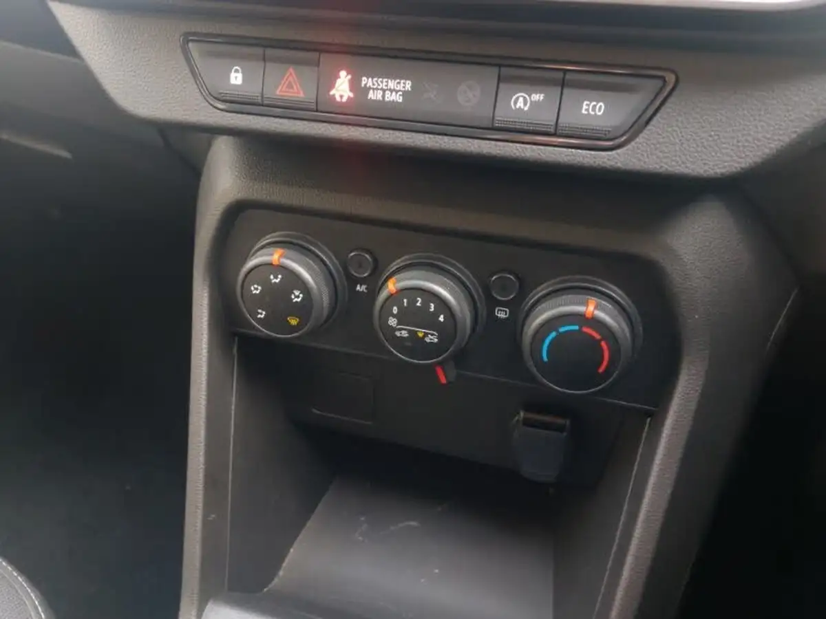 2024-dacia-sandero-stepway-10-tce-expression-90bhp-big-13