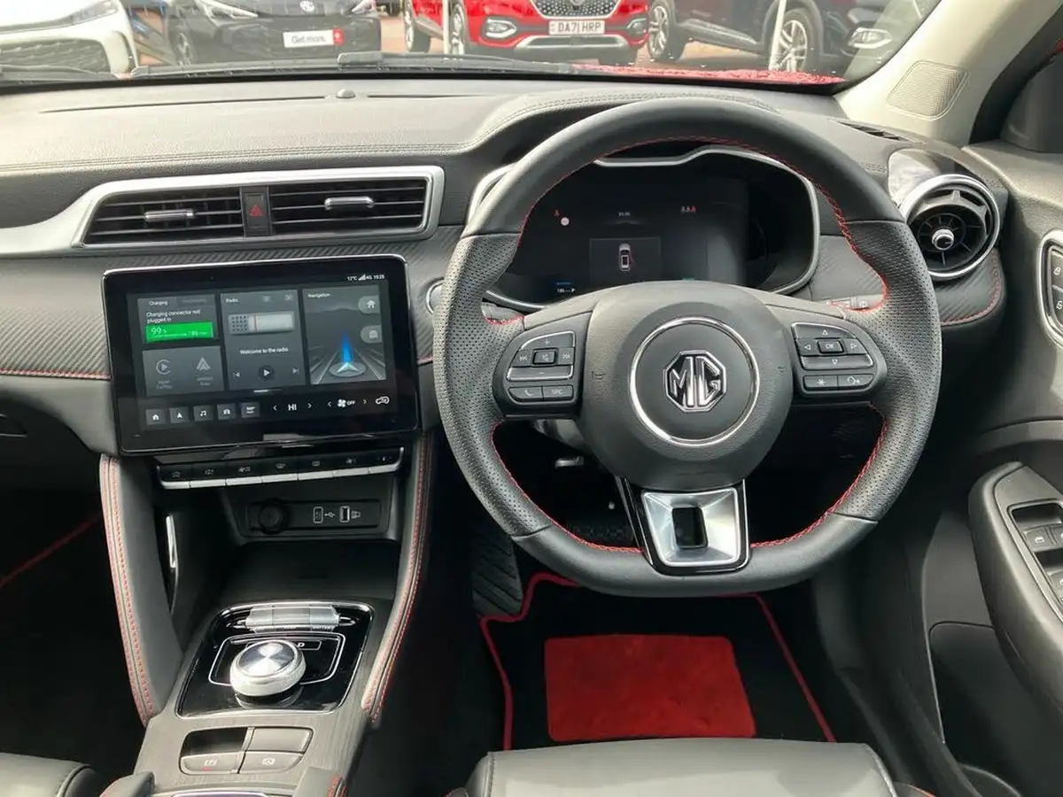 2024-mg-zs-suv-e-trophy-connect-ev-176ps-big-16