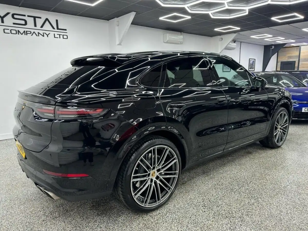 2019-porsche-cayenne-40-v8-turbo-coupe-big-2