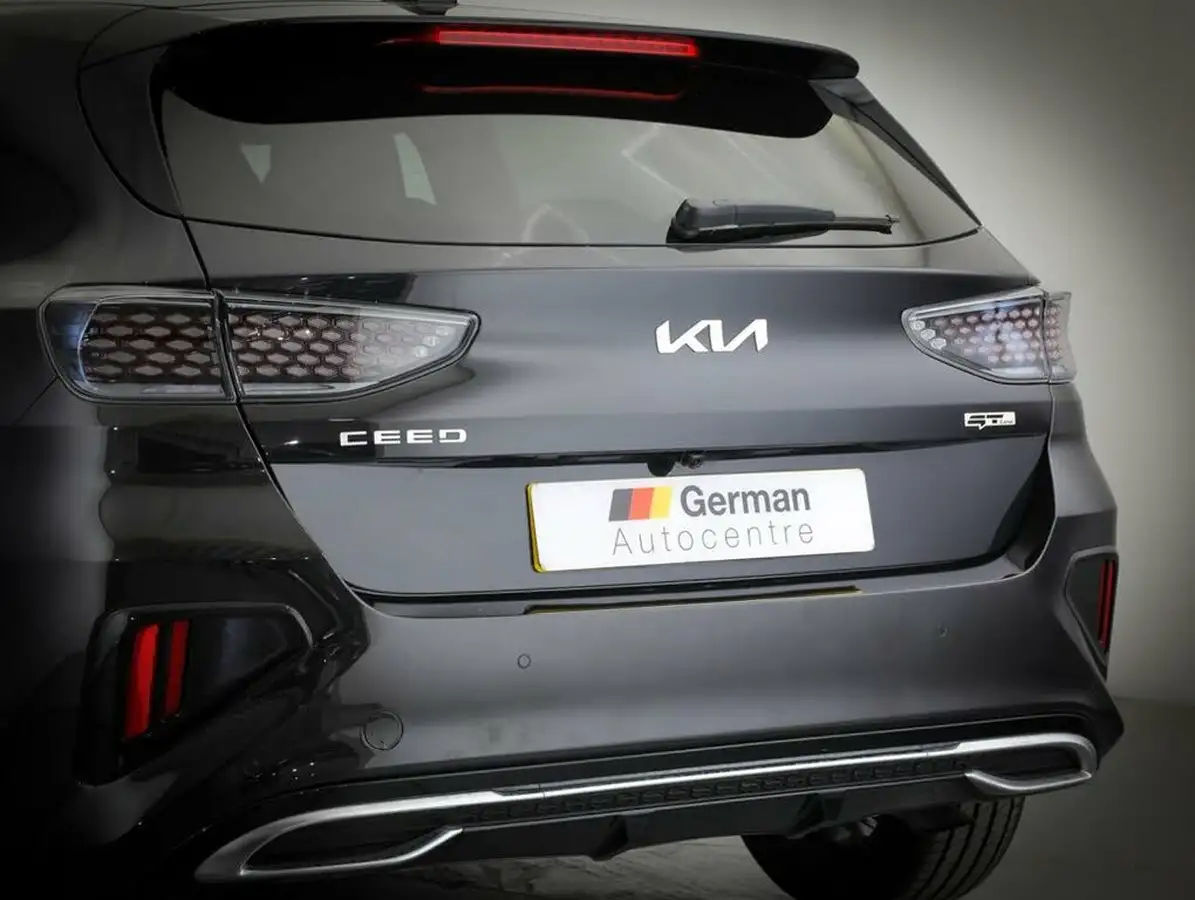 2024-kia-ceed-15-t-gdi-gt-line-138bhp-big-13