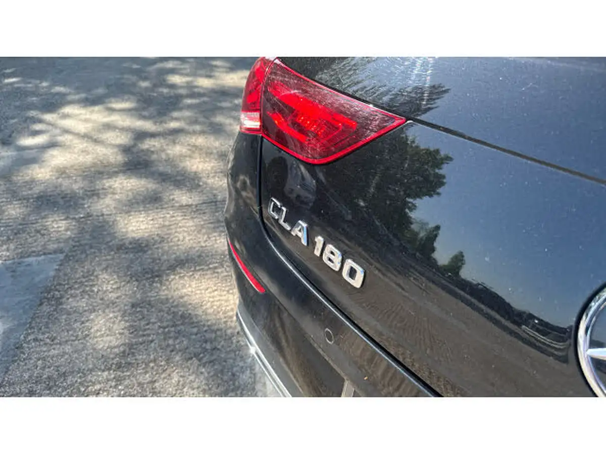 2021-mercedes-benz-cla-13-cla-180-amg-line-premium-shooting-brake-5d-big-33