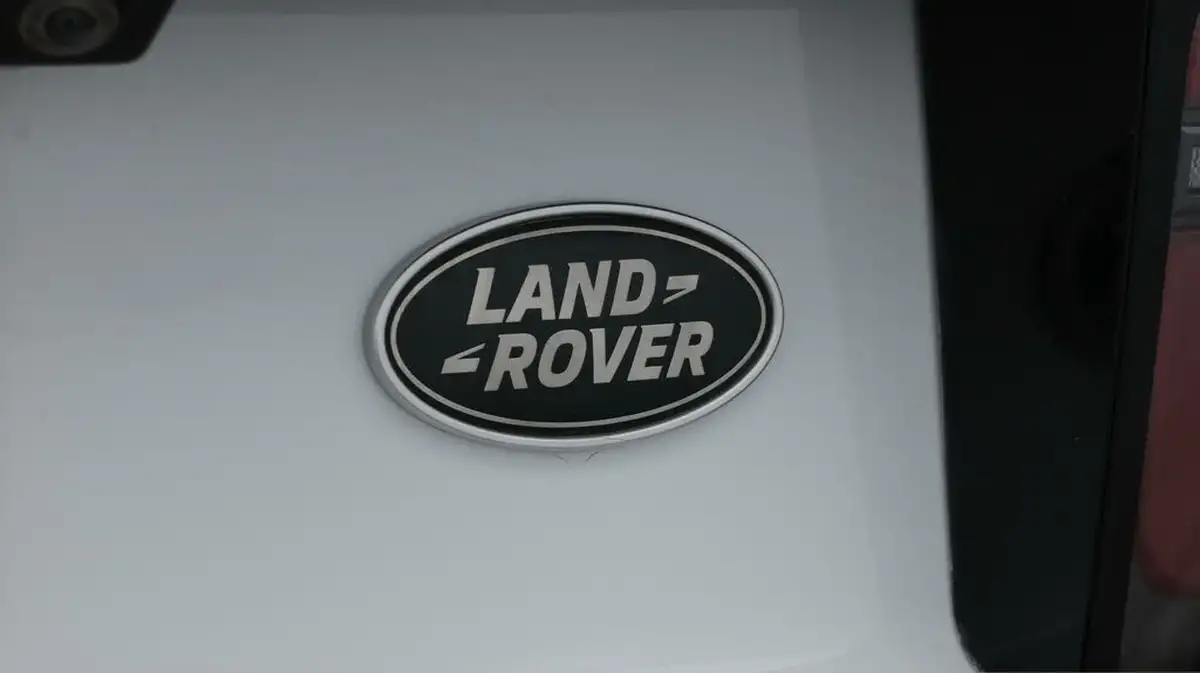 2021-land-rover-discovery-sport-20-d165-s-big-23