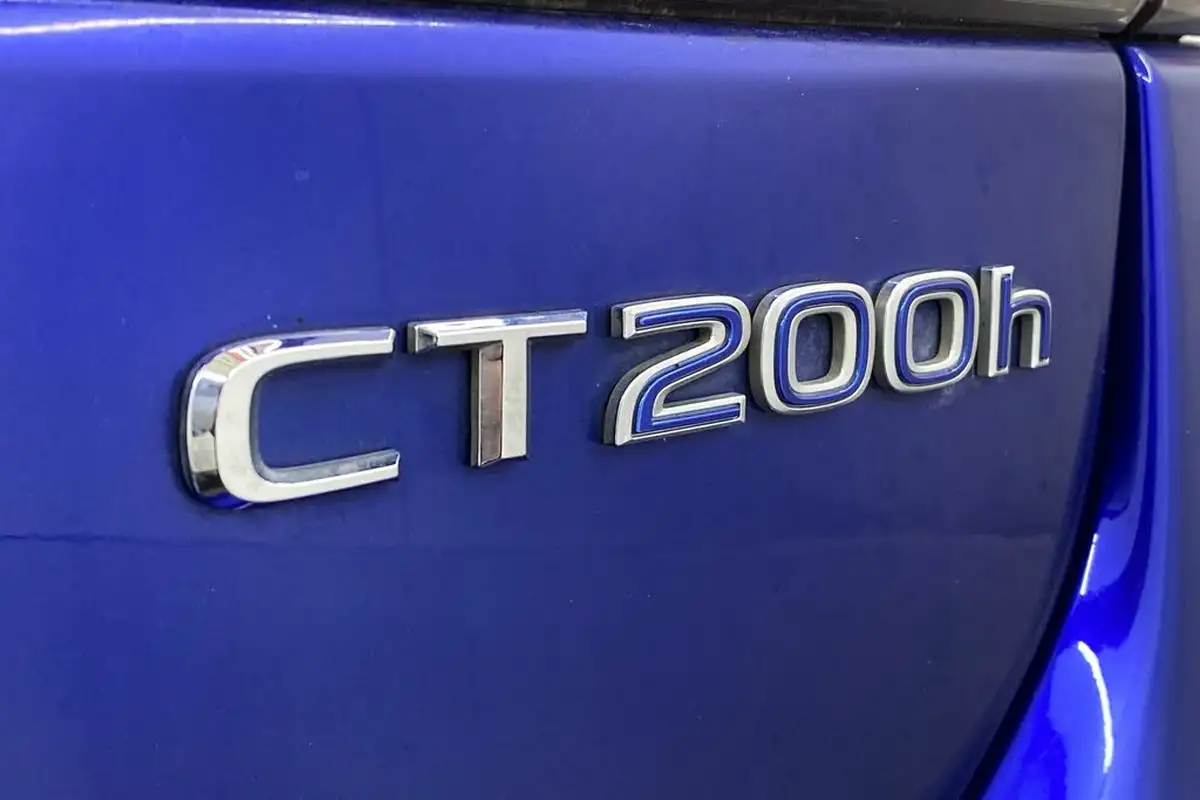2018-lexus-ct-200h-18-f-sport-big-16
