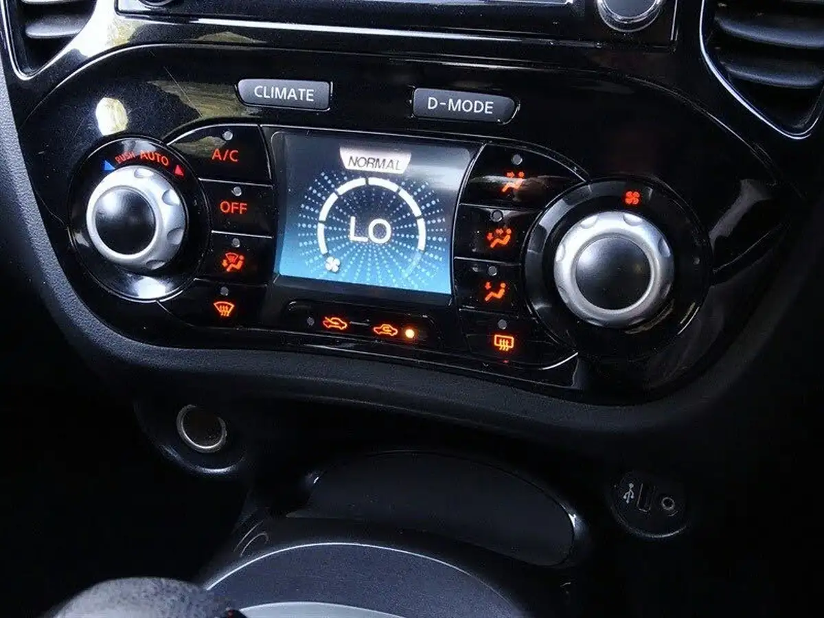 2016-nissan-juke-16-tekna-117ps-1598cc-xtronic-cvt-big-22