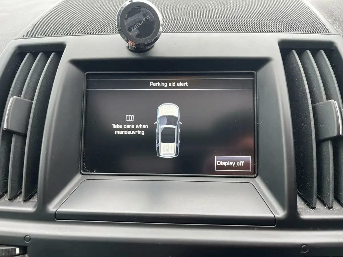 2013-land-rover-freelander-2-22sd4-hse-big-29