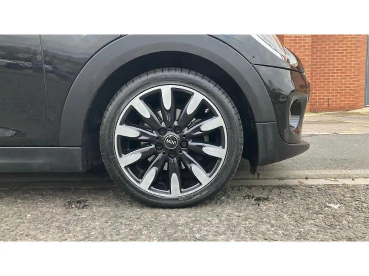 2019-mini-cooper-15-cooper-exclusive-134bhp-hatchback-5d-big-6
