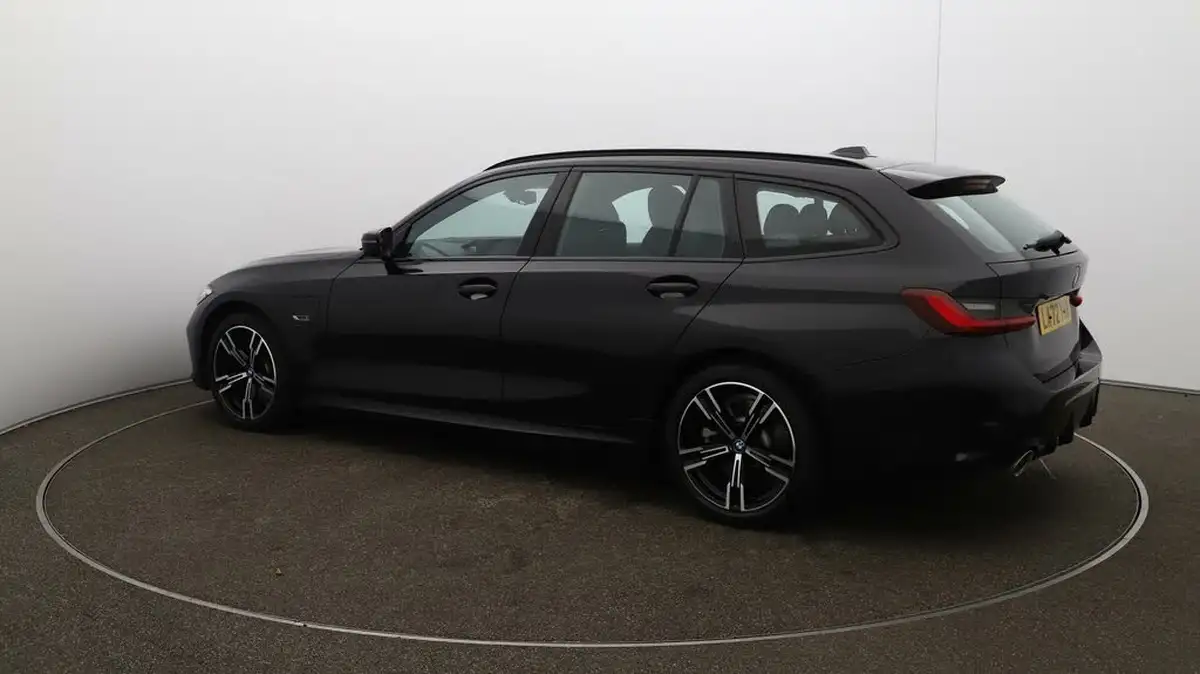 2022-bmw-3-series-20-330e-m-sport-touring-5d-big-34
