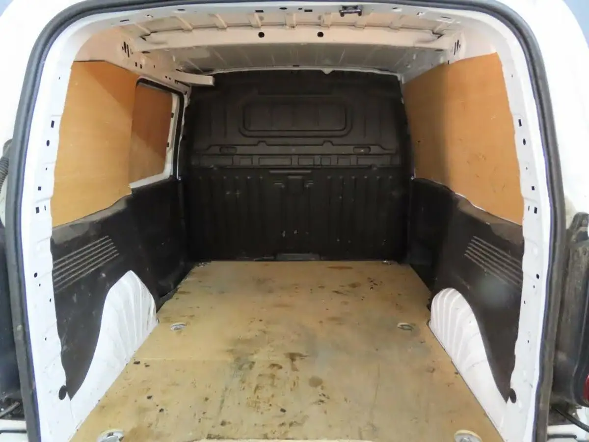 2019-vauxhall-combo-15cdti-sportive-2300-16v-100pseu6dt-l1h1-panel-big-11