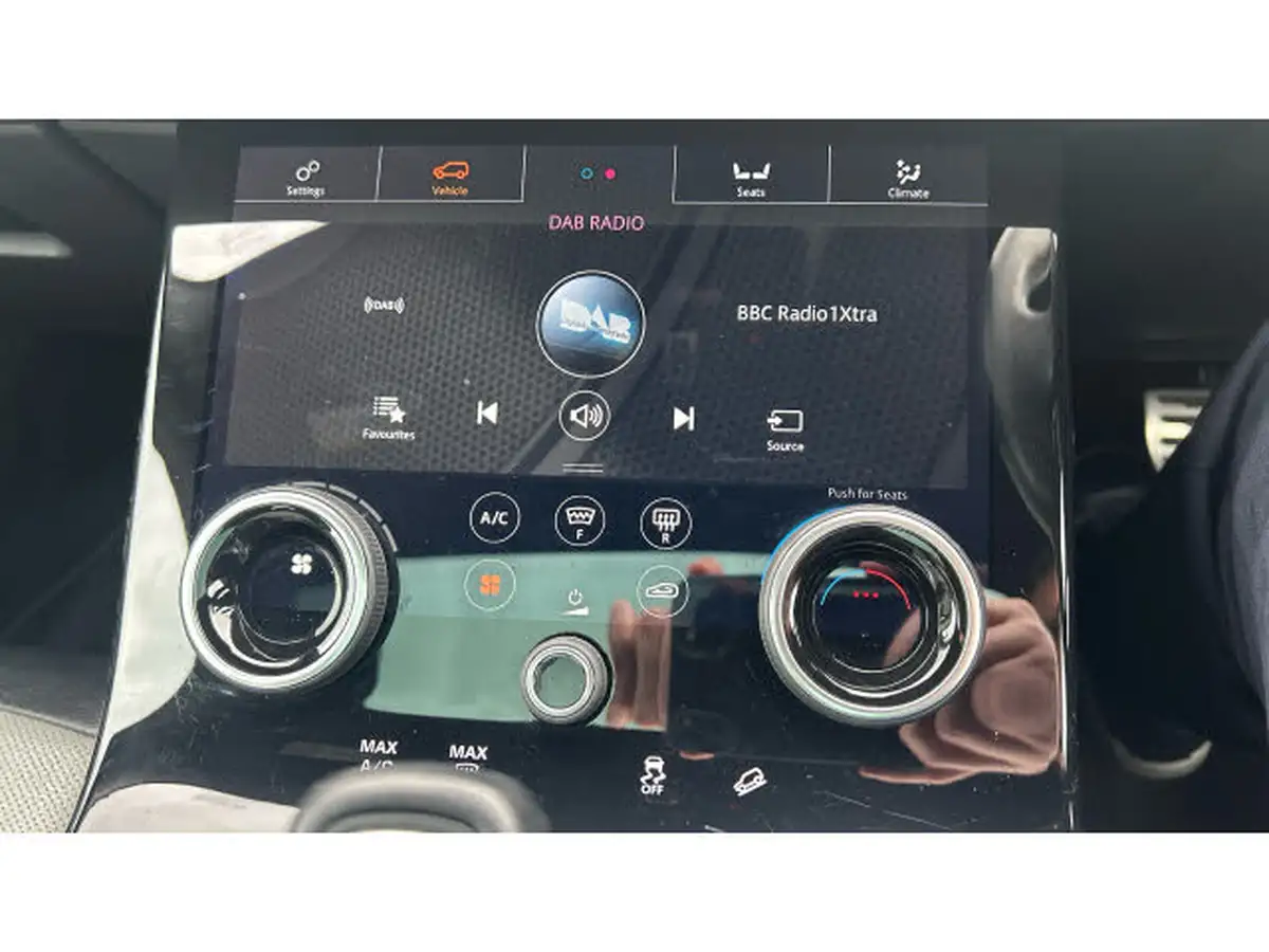 2019-land-rover-range-rover-evoque-20-d180-first-edition-big-49