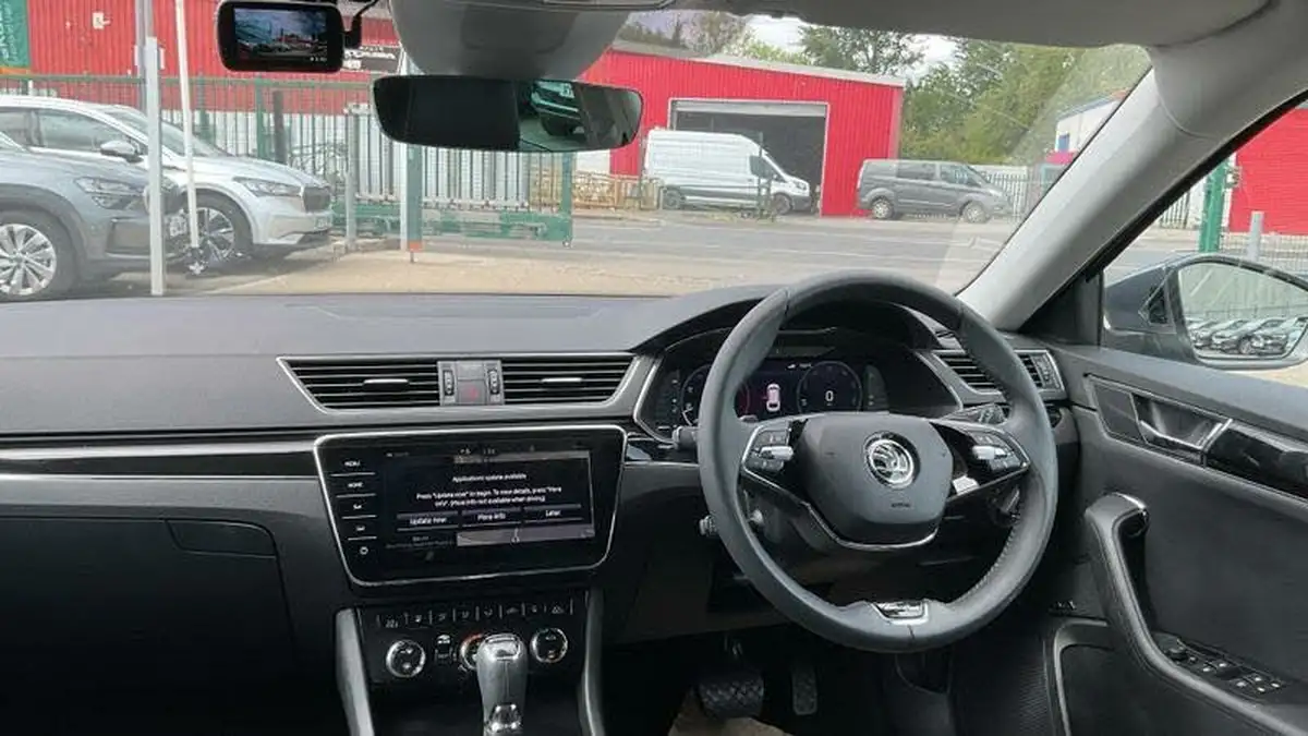 2023-skoda-superb-20-tsi-laurin-klement-190ps-estate-big-7