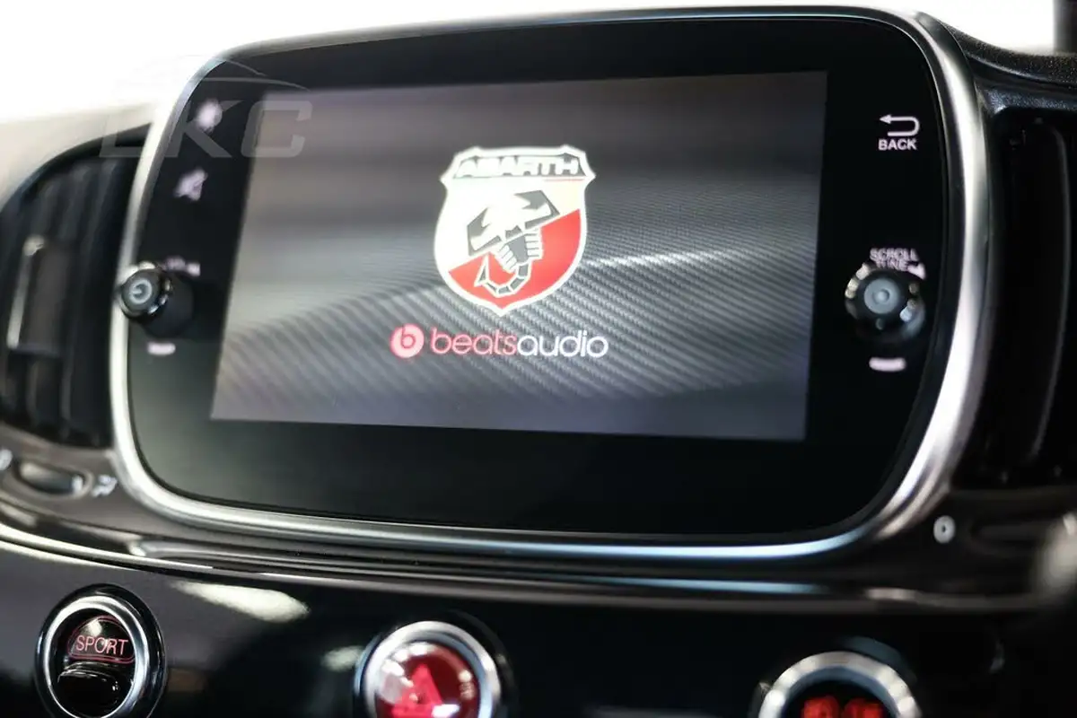 2021-abarth-595-14-tjet-scorpioneoro-big-20