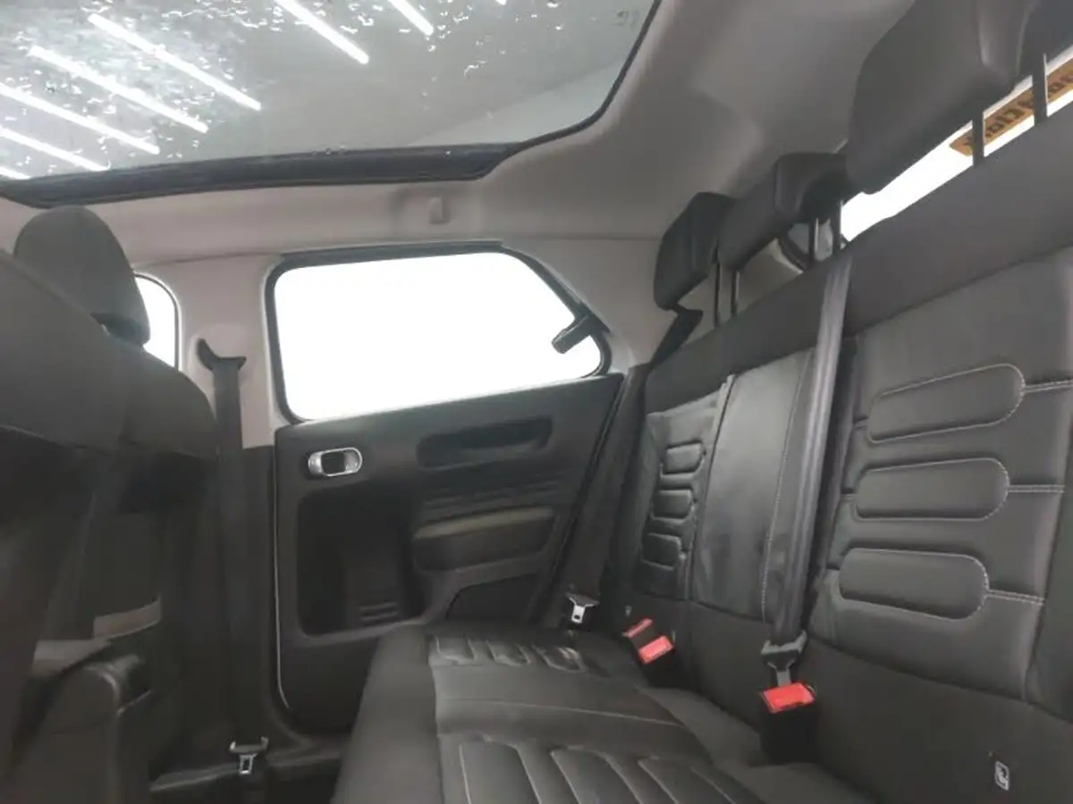 2016-citroen-c4-cactus-12-puretech-flair-edition-110ps-ss-big-5