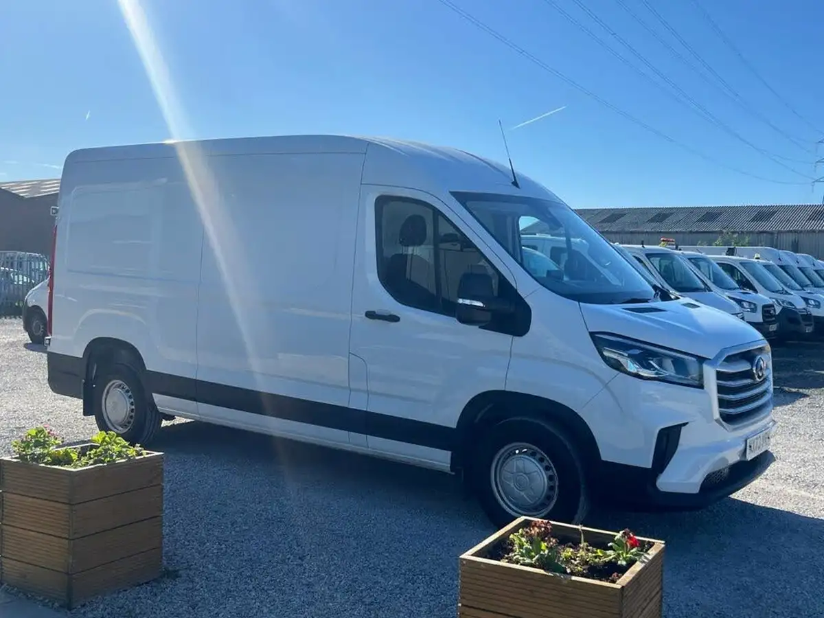 2023-maxus-deliver-9-big-15