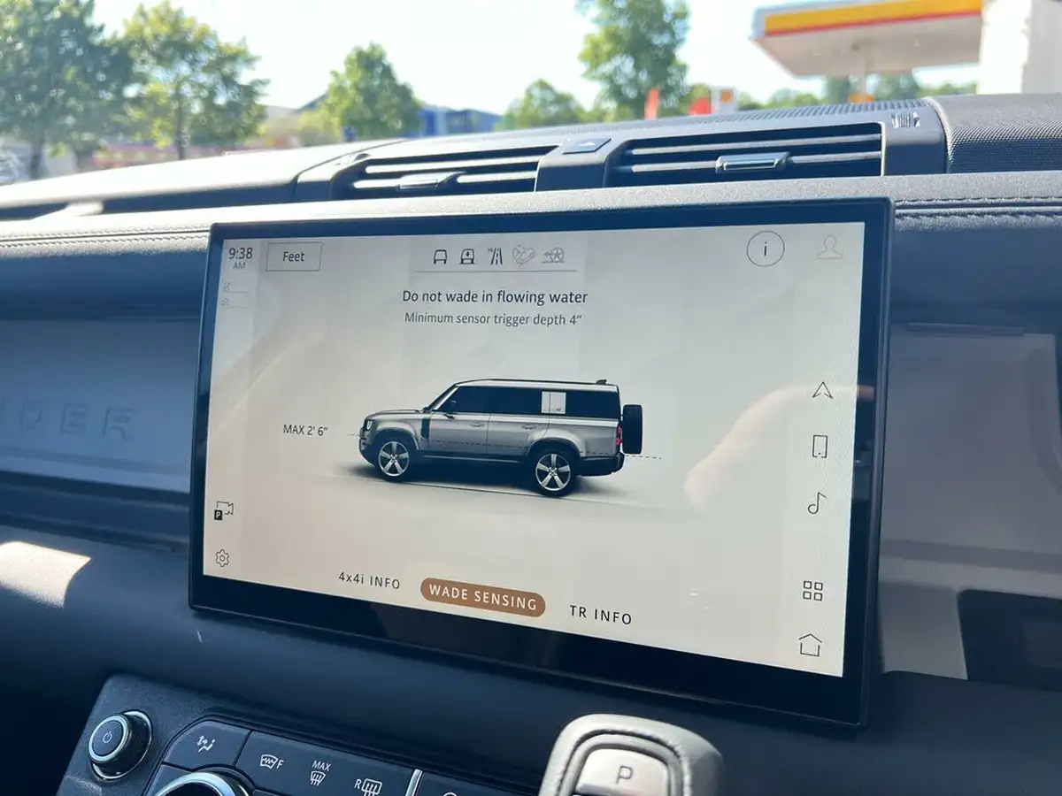 2023-land-rover-130-defender-30-p300-x-dynamic-hse-big-42