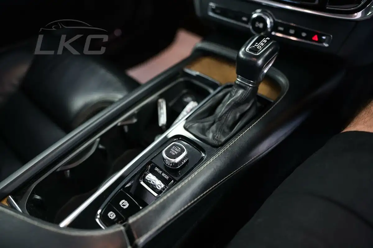 2018-volvo-v90-20td-d5-inscription-4x4-big-25