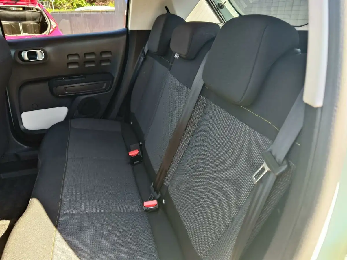 2019-citroen-c3-12-puretech-flair-110ps-ss-big-23