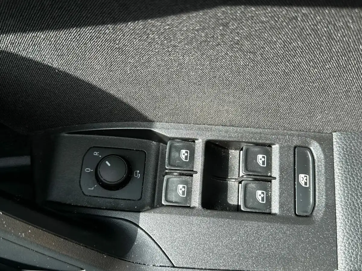 2024-seat-arona-10-tsi-fr-limited-edition-dsg-big-20