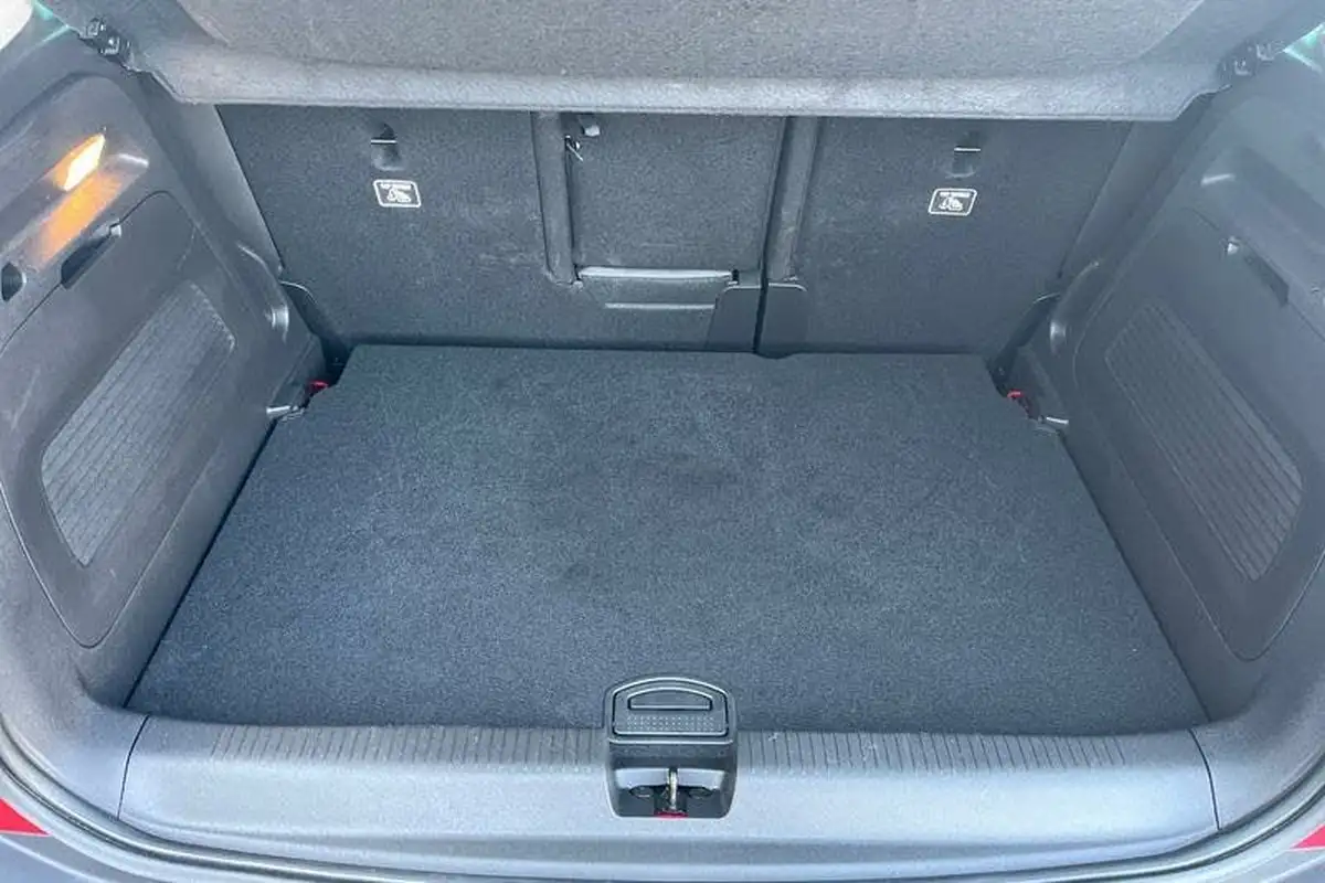 2022-vauxhall-crossland-12-ultimate-130ps-big-20