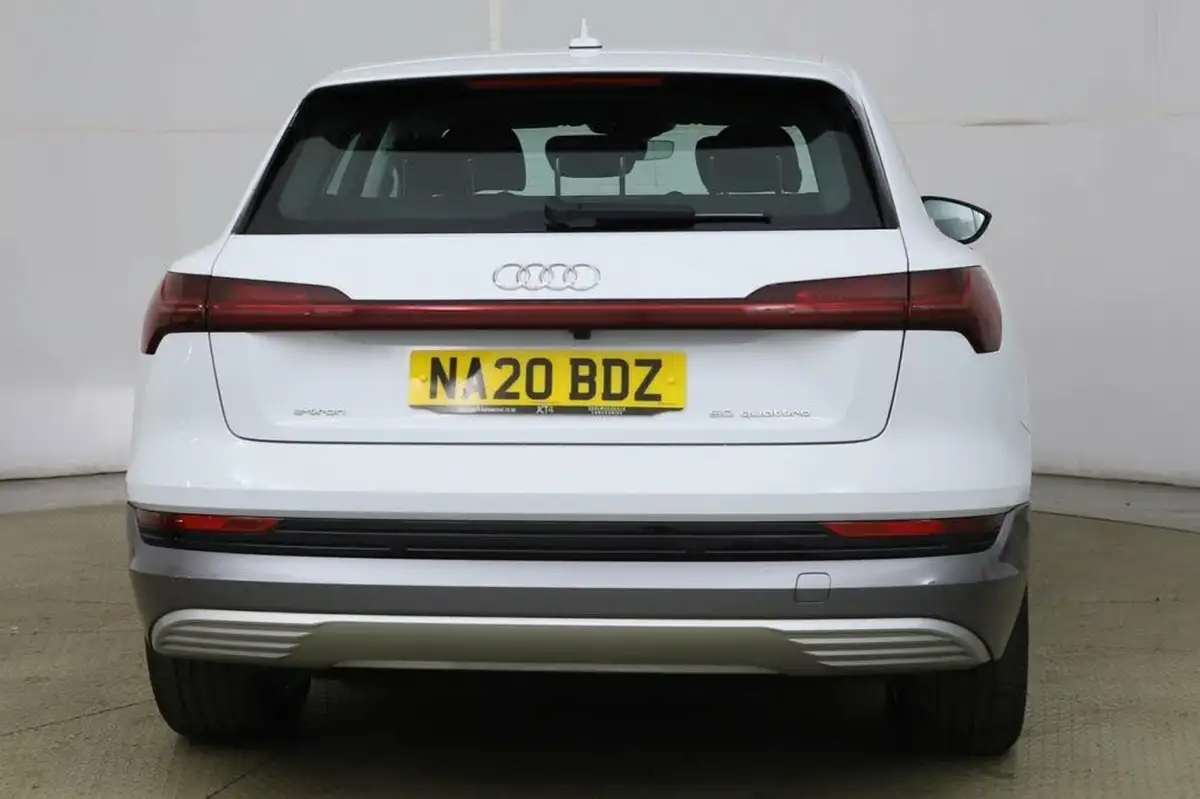 2020-audi-e-tron-50e-technik-big-5