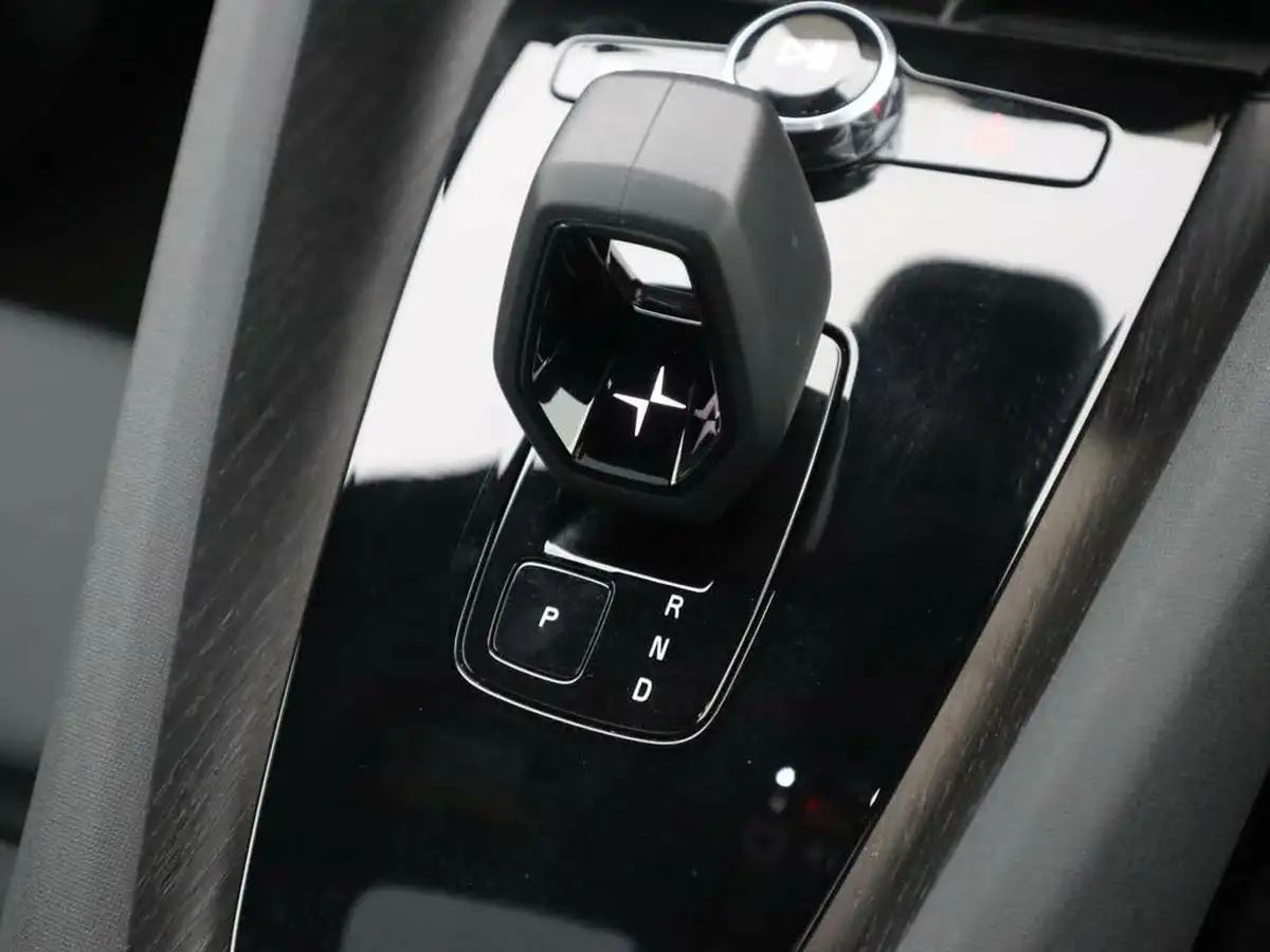 2022-polestar-polestar-2-e-ps2-300kw-longe-dual-plus-pilot-big-24