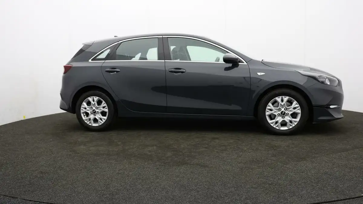 2021-kia-ceed-10-t-gdi-2-hatchback-big-32