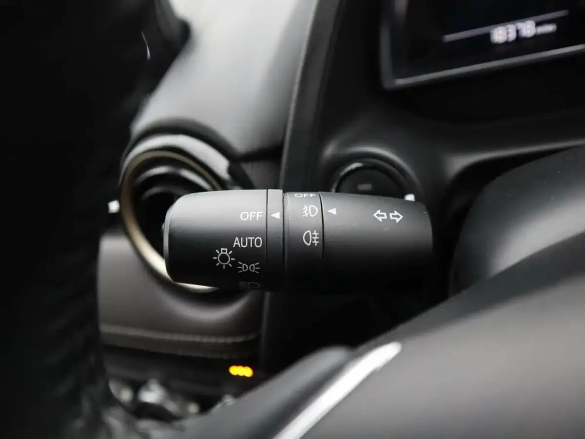 2019-mazda-mazda2-15-gt-sport-nav-115ps-big-20