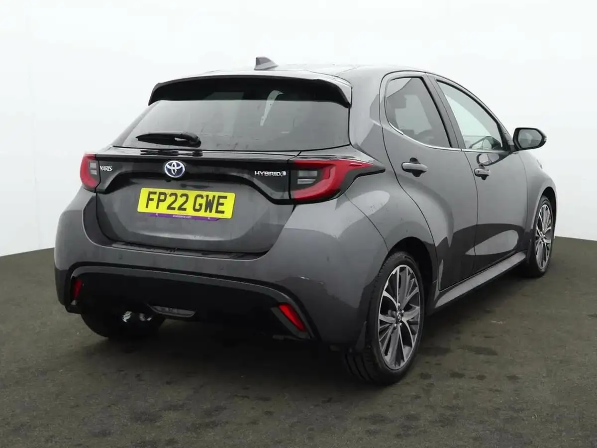 2022-toyota-yaris-15-vvt-i-excel-big-4