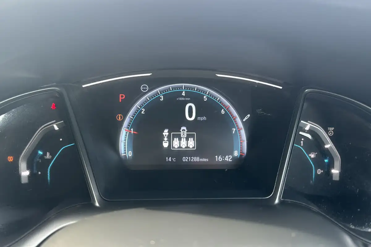 2022-honda-civic-10-vtec-turbo-ex-cvt-big-11