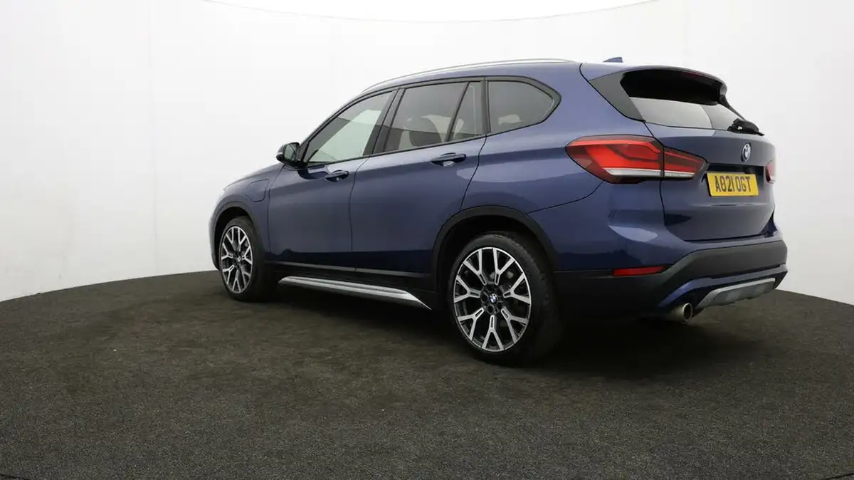 2021-bmw-x1-15-xdrive-25e-phev-xline-big-68