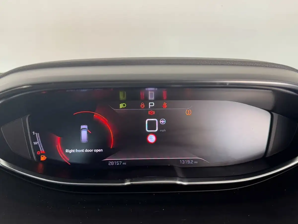 2021-peugeot-5008-suv-12-puretech-gt-eat8-big-42