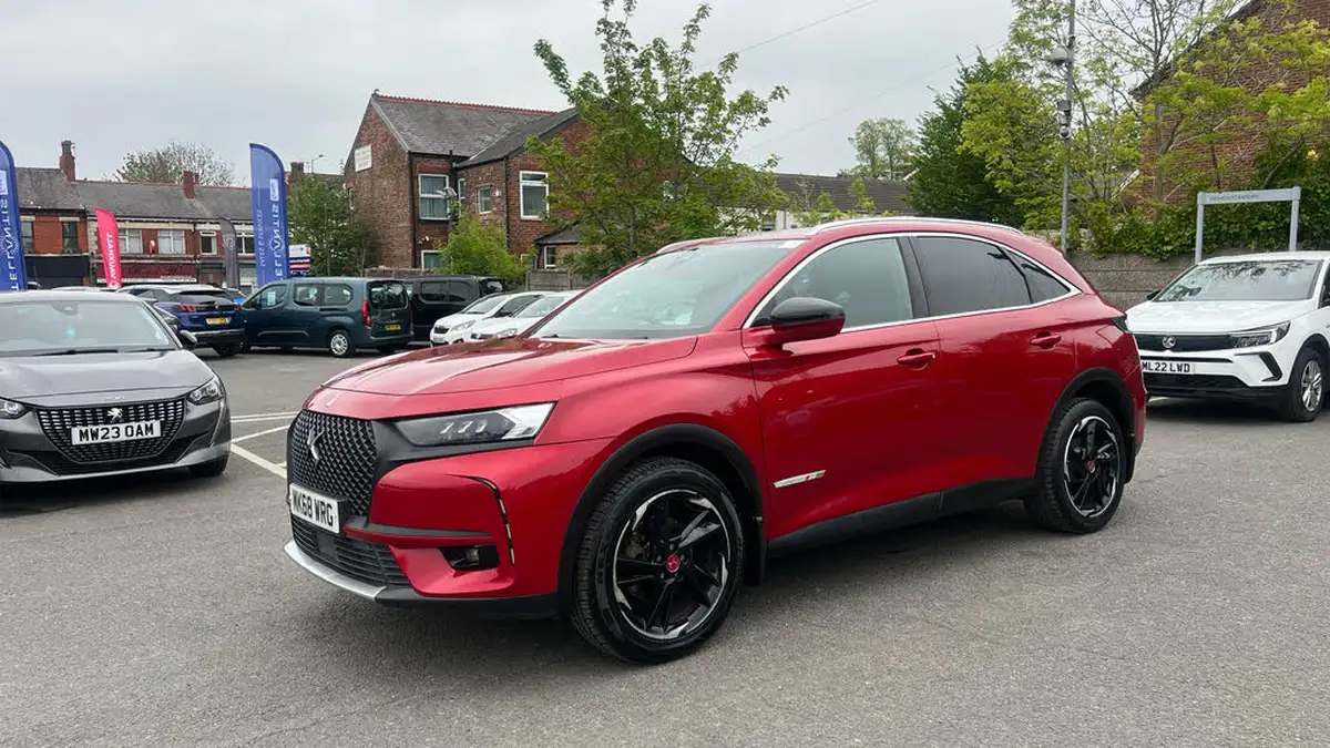 2018-ds-ds-7-crossback-15-bluehdi-performance-line-big-6