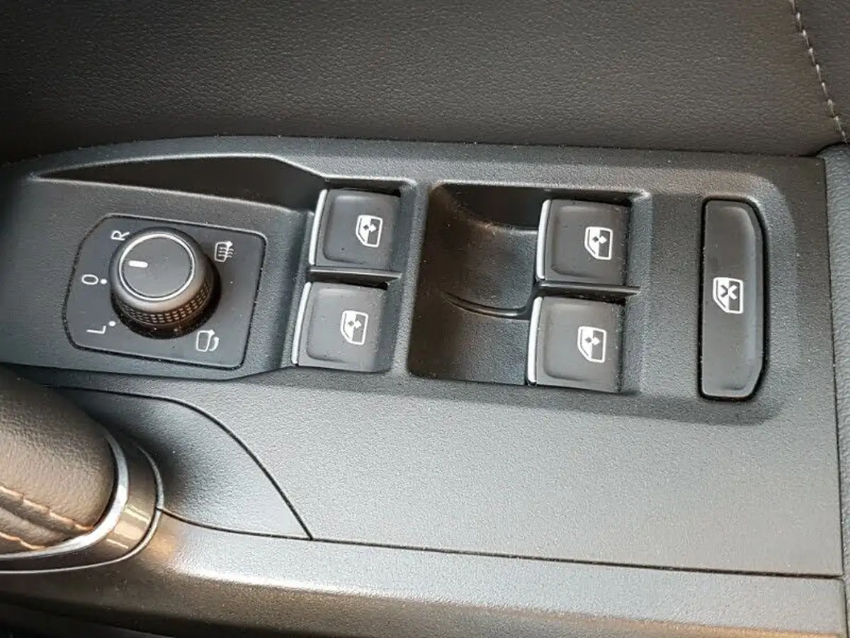 2023-cupra-formentor-15-tsi-v2-dsg-big-11