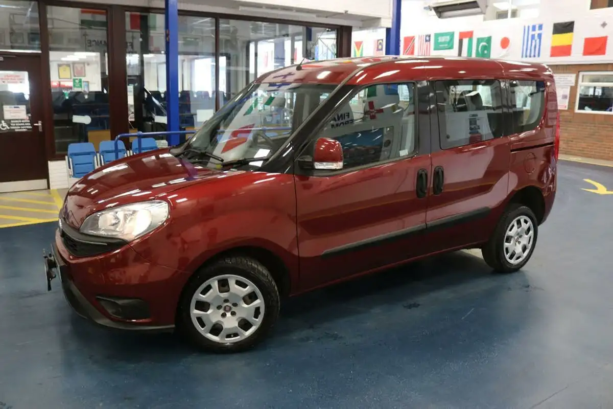 2017-fiat-doblo-14-easy-big-2