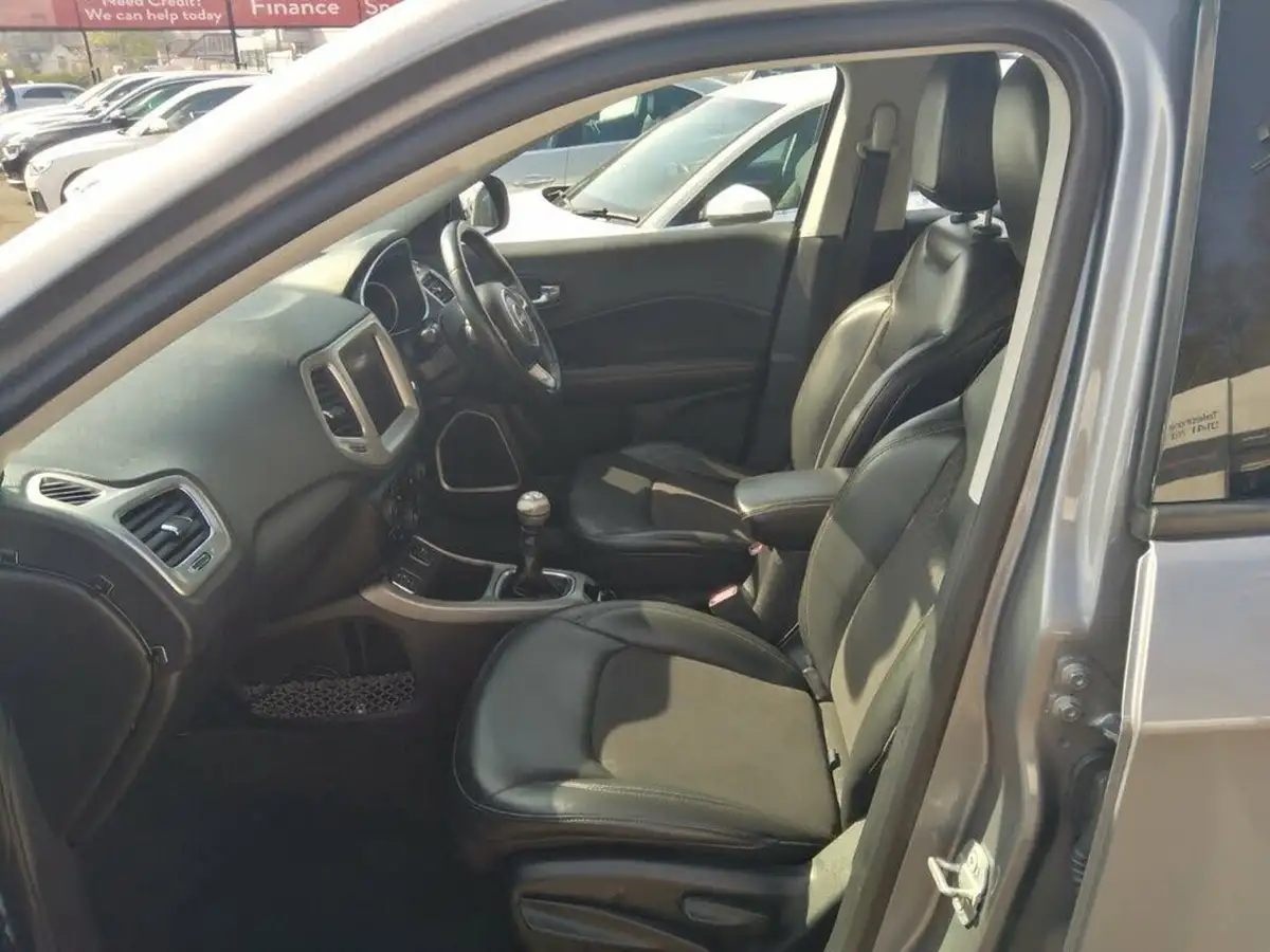 2018-jeep-compass-14-multiair-ii-longitude-big-15
