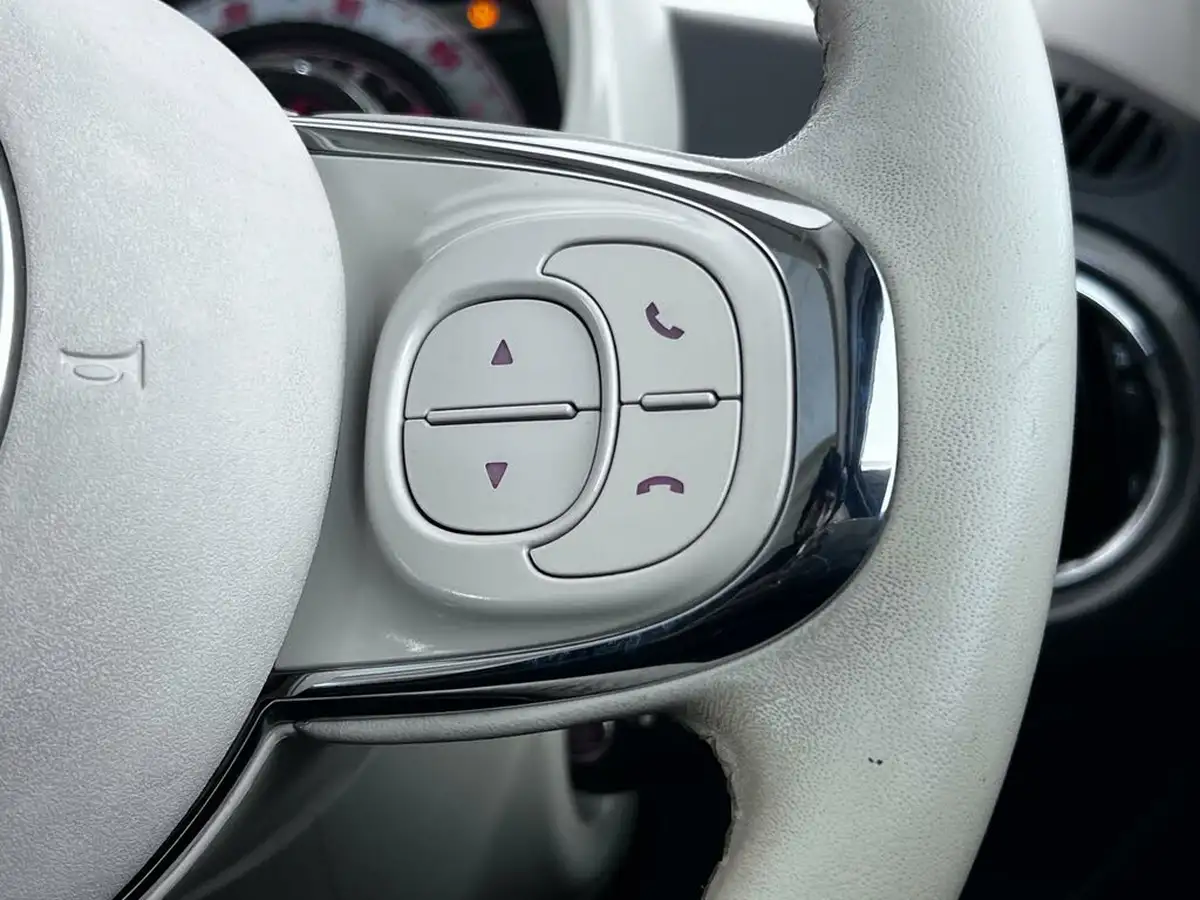 2016-fiat-500-12-lounge-dualogic-big-29