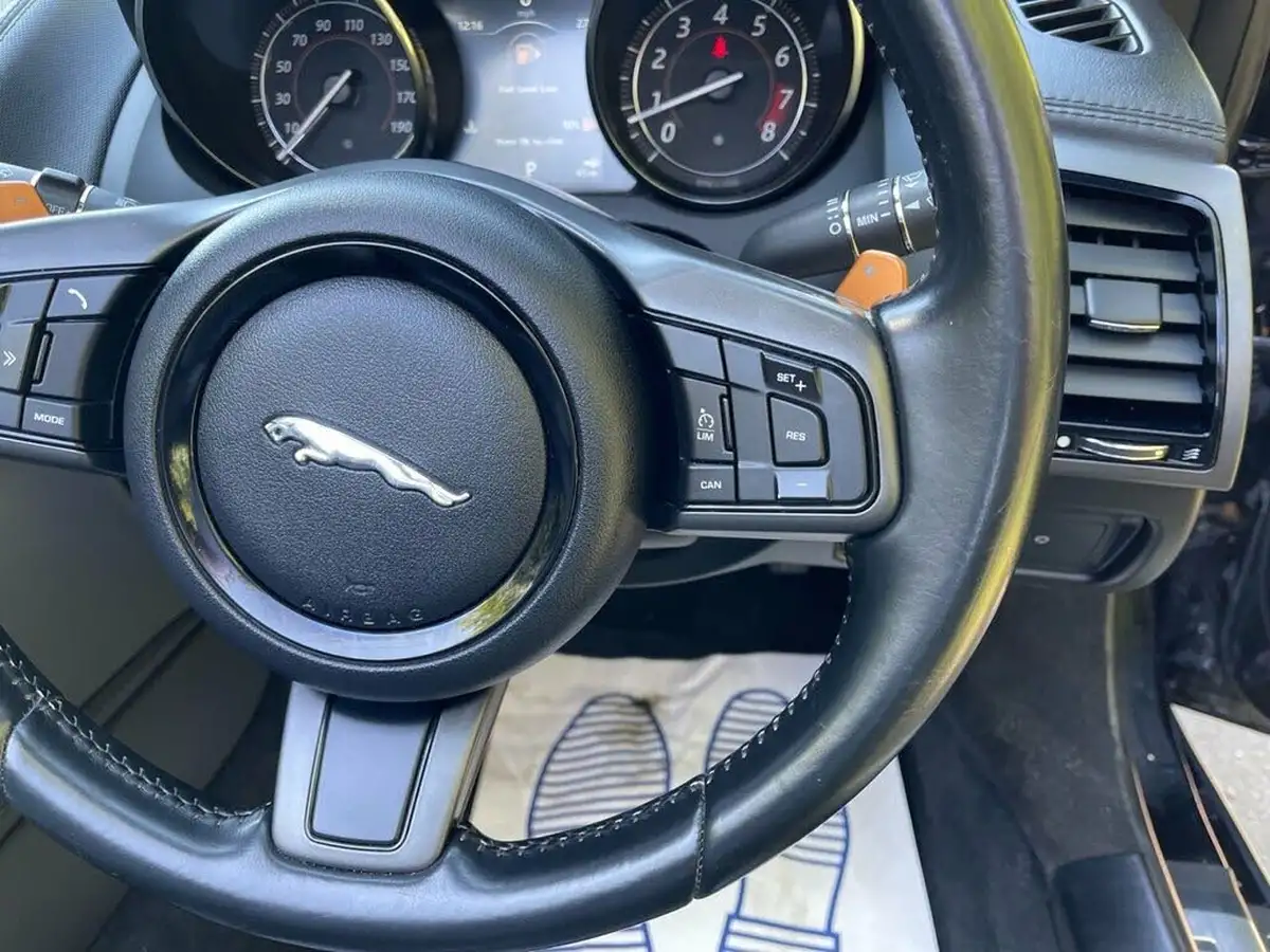 2017-jaguar-f-type-30-v6-sc-s-convertible-auto-big-36