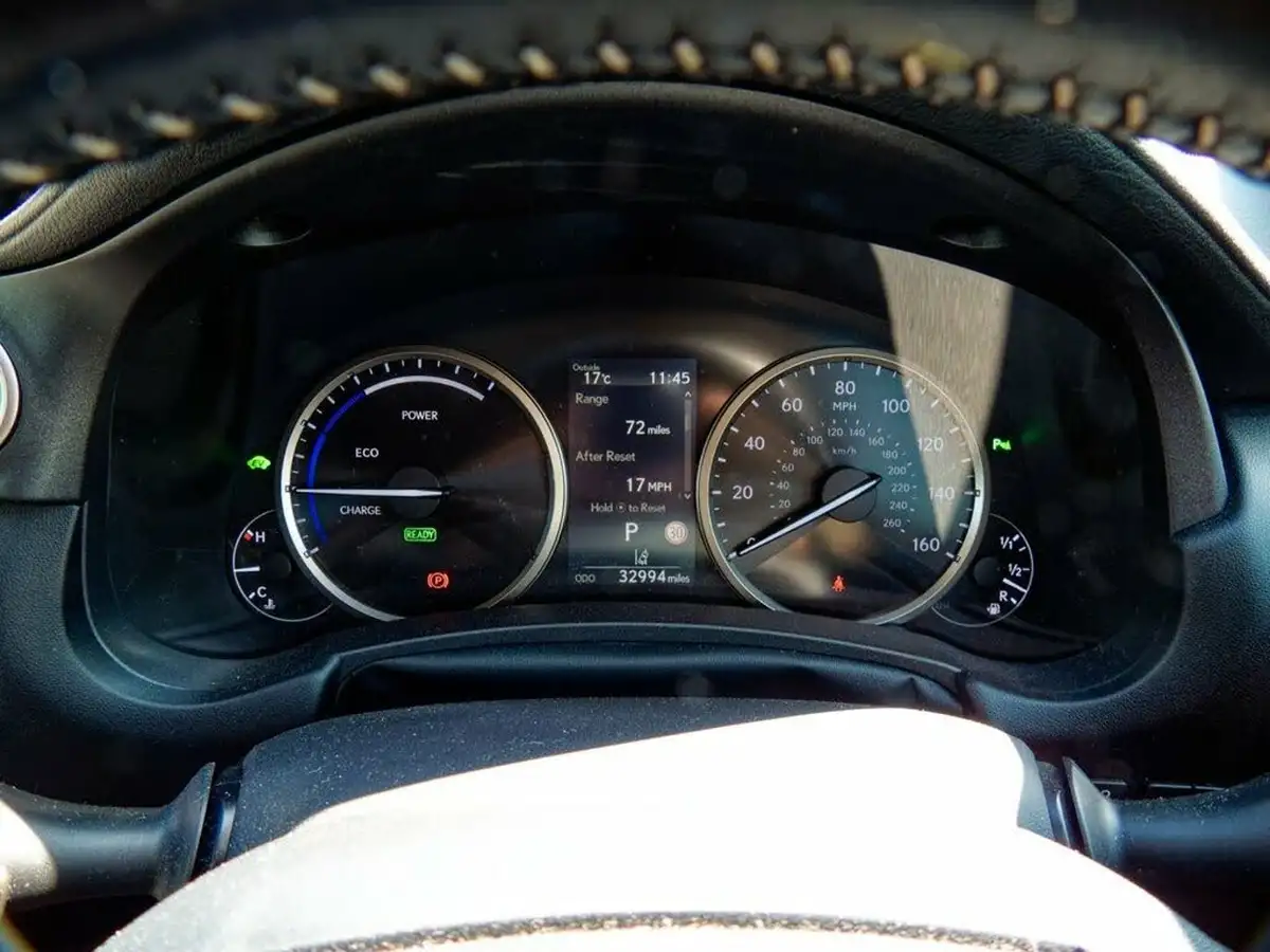 2020-lexus-nx-300h-25-nx-4wd-premium-sport-edition-big-38