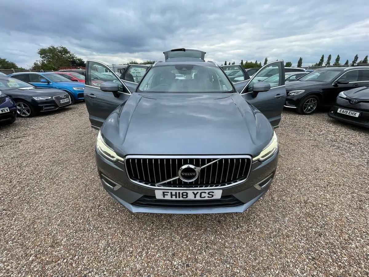 2018-volvo-xc60-20td-d4-inscription-4x4-geartronic-big-39