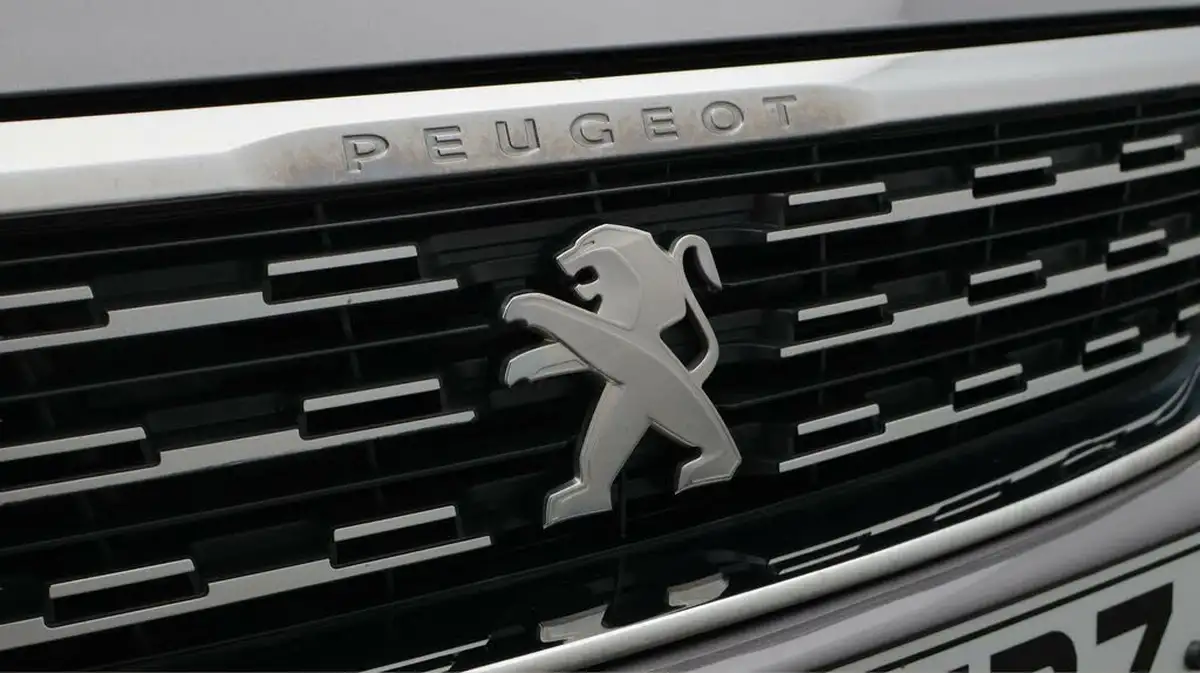 2020-peugeot-308-15-bluehdi-allure-big-20