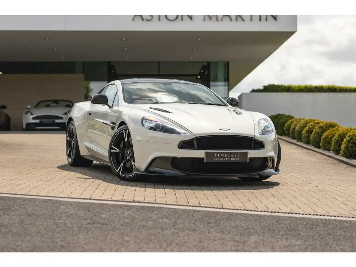 2018-aston-martin-vanquish-big-7