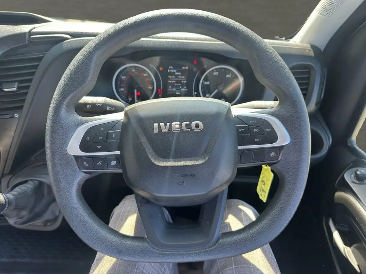 2023-iveco-daily-s-class-23td-35s14v-business-3520mm-h2-136pseu6dt-big-9