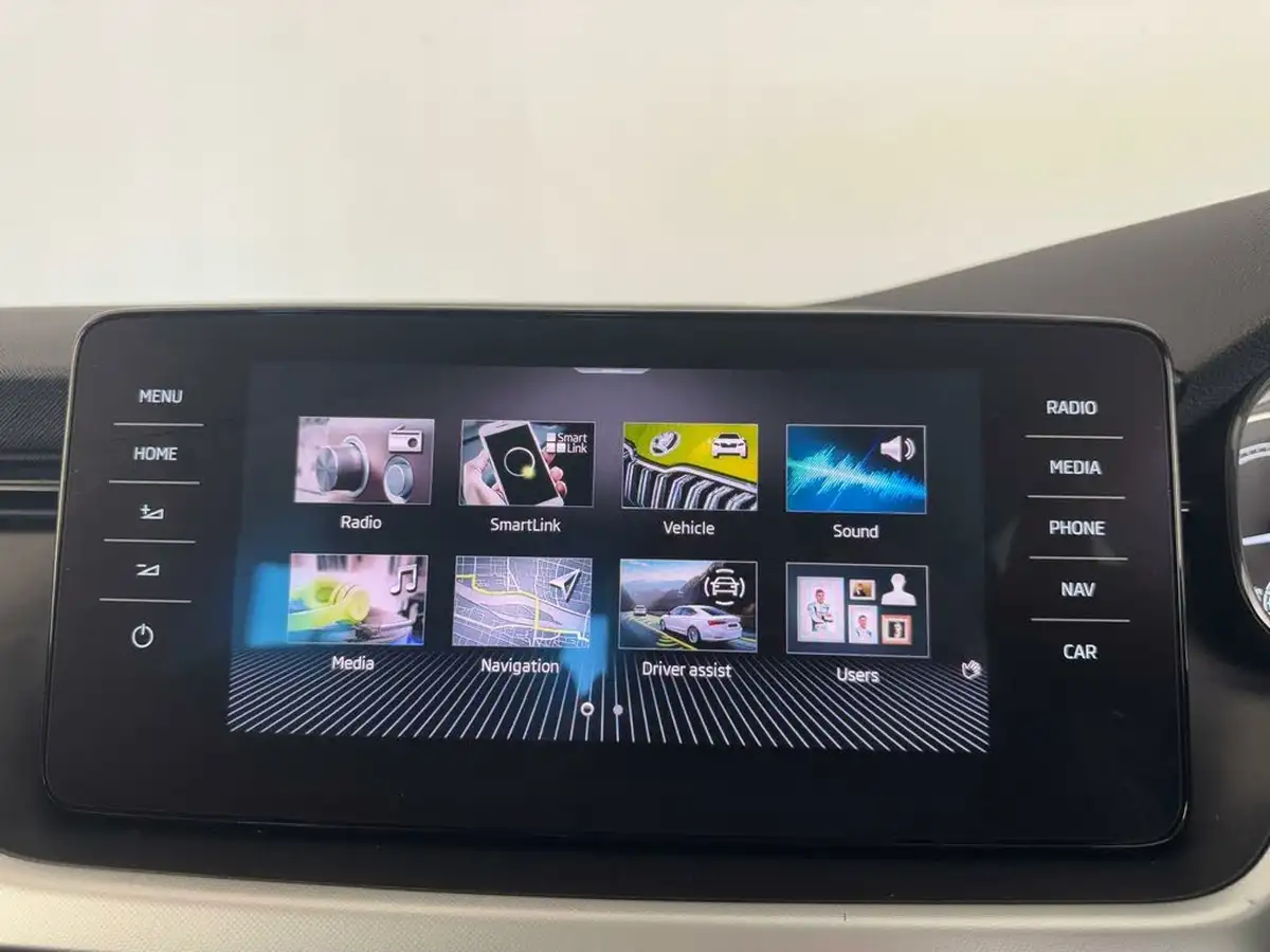 2023-skoda-kamiq-10-tsi-se-drive-110ps-big-30